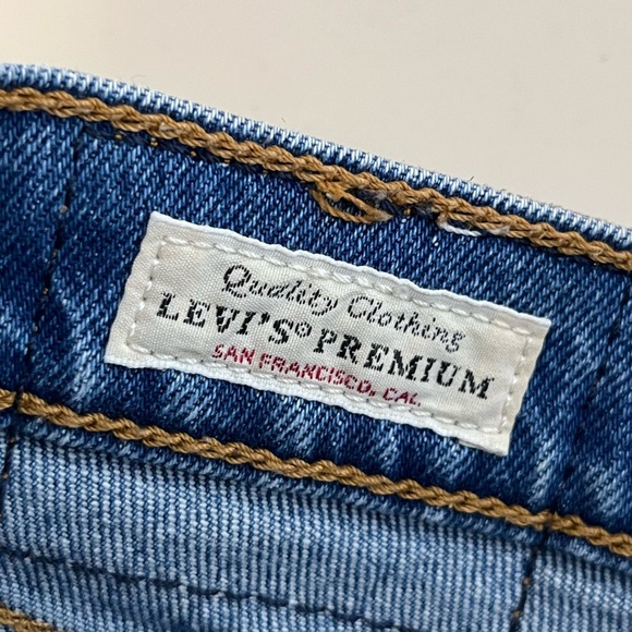 Levi's Cotton Blend Casual Boho Sz 27 Button Fly Cut-Off Ribcage Shorts - Picture 12 of 14